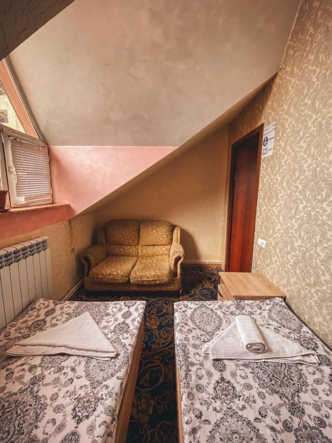 Crystal Villa Hotel Jerevan Buitenkant foto